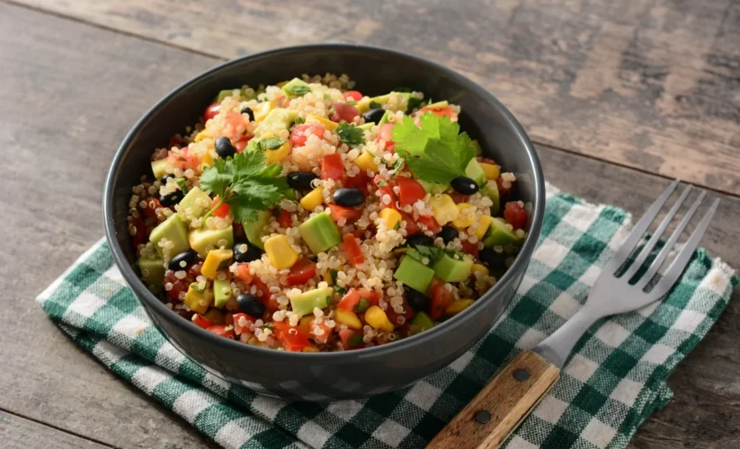 Black Beans Quinoa Bowl