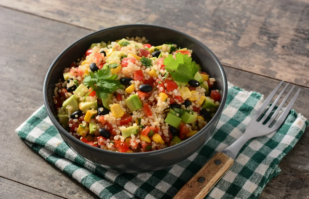 Black Beans Quinoa Bowl