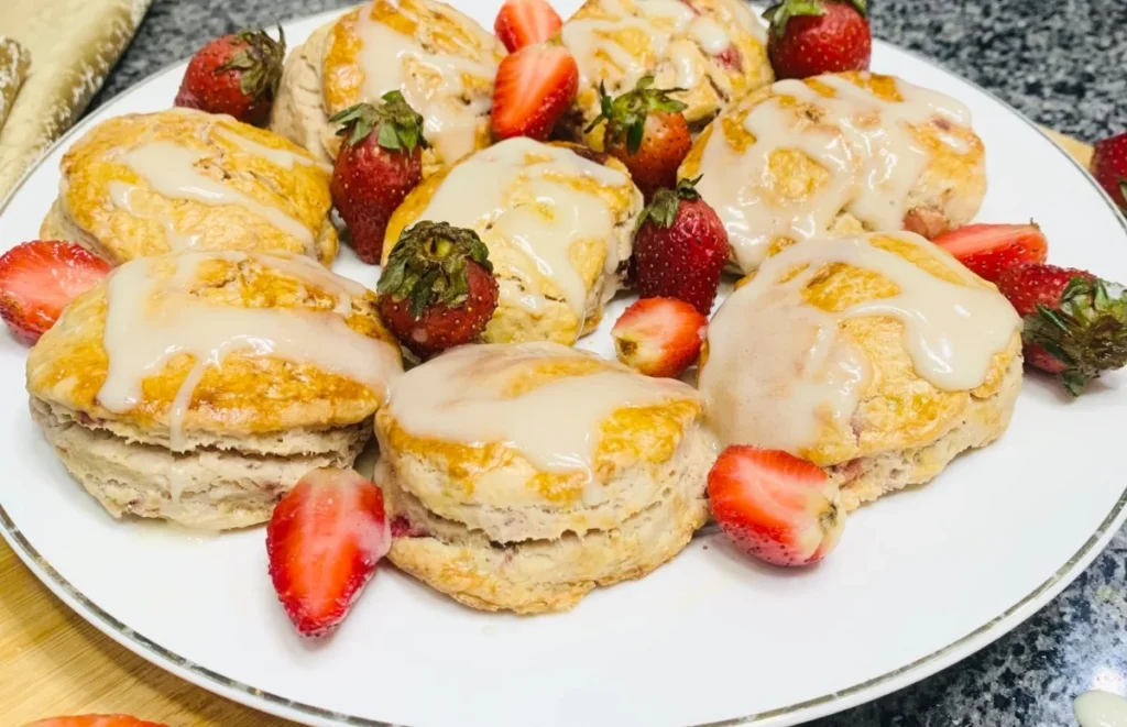 Popeyes Strawberry Biscuits: Recipe, Ingredients, Serving Ideas, Storage Tips, Helpful Tricks