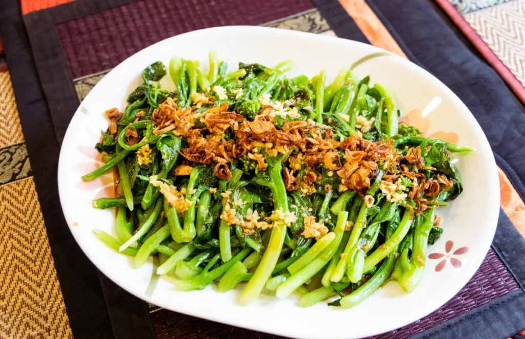 Choy Sum With Garlic Sauce